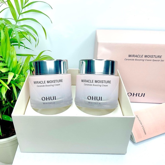 OHUI Miracle Moisture CERAMIDE BOOSTING CREAM 60mlx2, Expired 2027 - Picture 2 of 4